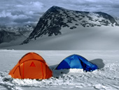 Палаточный лагерь на ледовом плато Высокого Тауэрна в Альпах