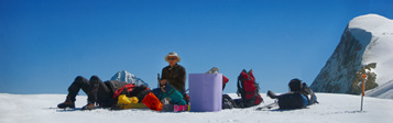 Обеденный привал на ледовом плато в Пеннинских Альпах